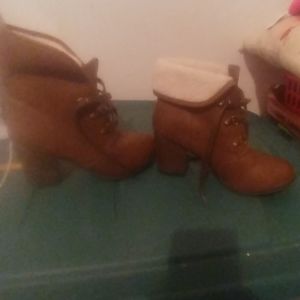 Women boots